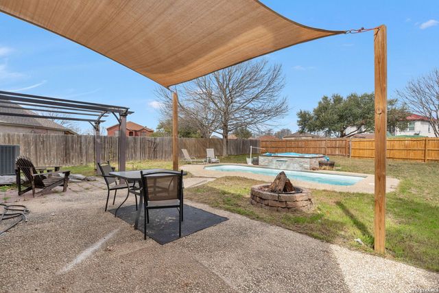 1111 Stone Arch, New Braunfels, TX 78130