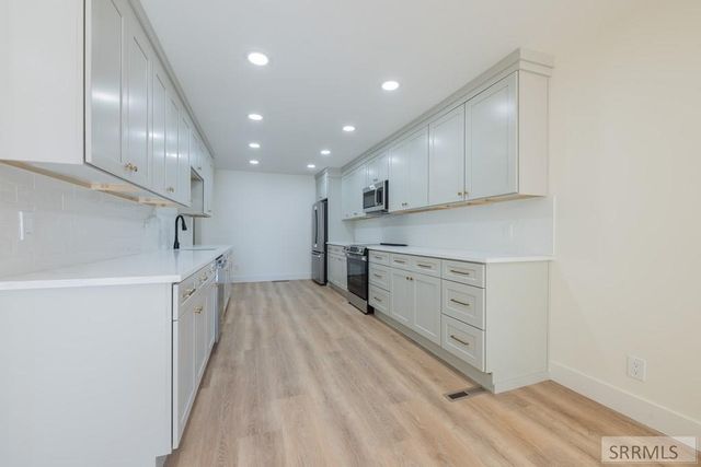 440 W 21st Street, Idaho Falls, ID 83402