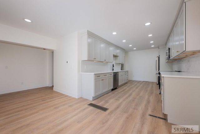 440 W 21st Street, Idaho Falls, ID 83402