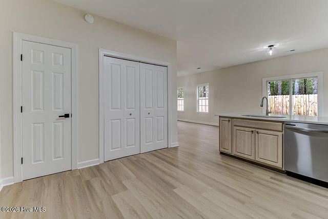 1020 Lake Norman Lane, Leland, NC 28451