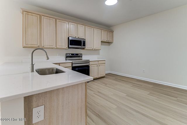 1020 Lake Norman Lane, Leland, NC 28451