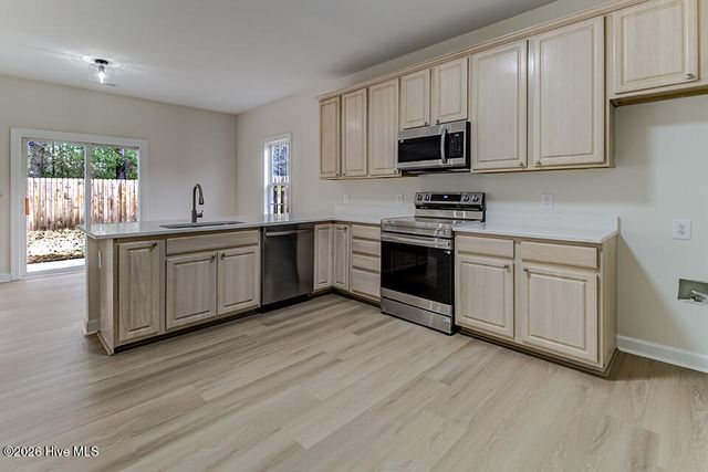 1020 Lake Norman Lane, Leland, NC 28451