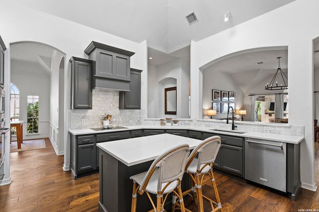8935 Woodland Pass, Boerne, TX 78006