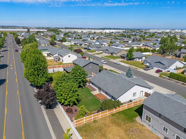 9315 W Claire Ave, Cheney, WA 99004