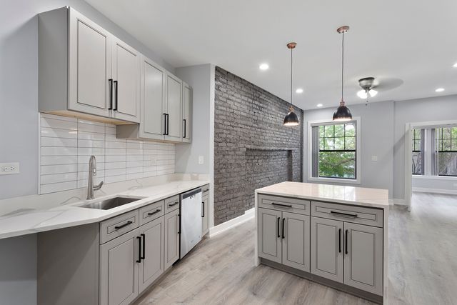 7644 N Eastlake Terrace 2, Chicago, IL 60626