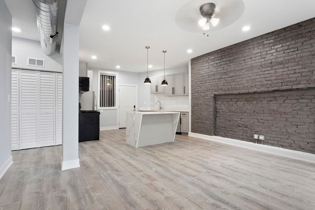 7644 N Eastlake Terrace 2, Chicago, IL 60626