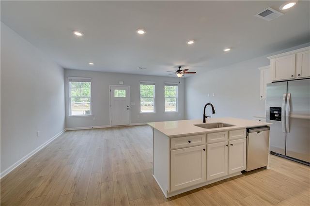 164 Flier Drive, Mcdonough, GA 30253