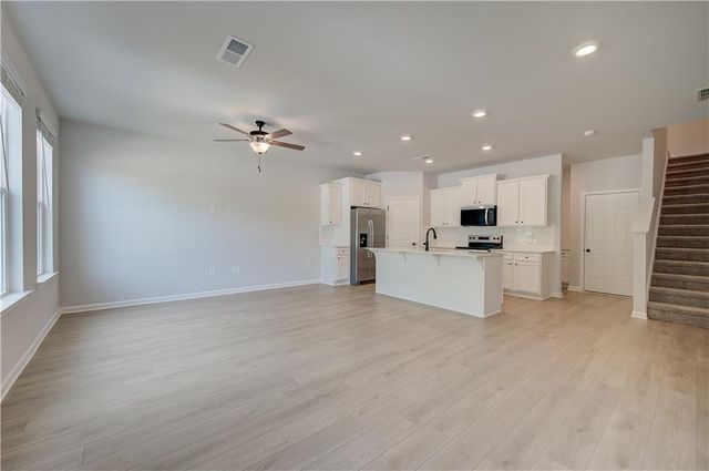 164 Flier Drive, Mcdonough, GA 30253