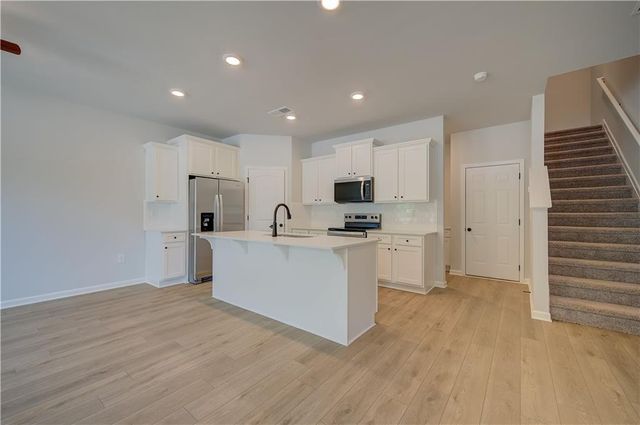 164 Flier Drive, Mcdonough, GA 30253