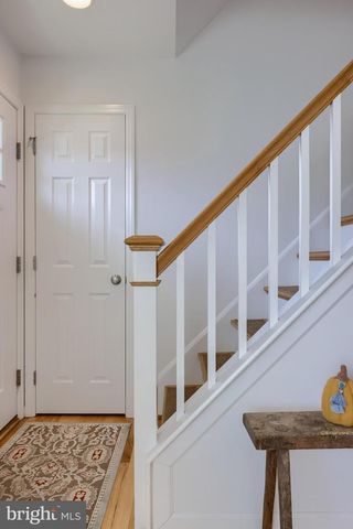 180 S SHENK AVE, Strasburg, PA 17579