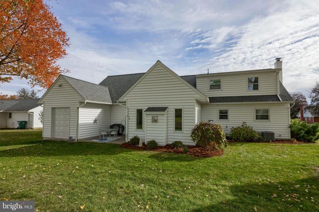 180 S SHENK AVE, Strasburg, PA 17579