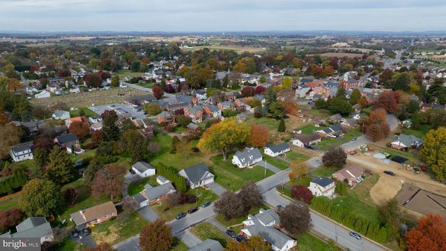 180 S SHENK AVE, Strasburg, PA 17579