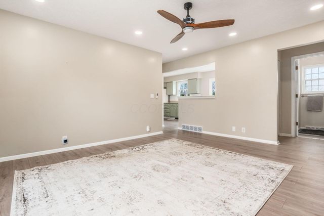 53 Lakeland Court, Reynoldsburg, OH 43068