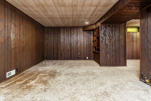 53 Lakeland Court, Reynoldsburg, OH 43068