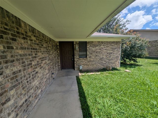 5312 Hastings Drive, Fort Worth, TX 76133