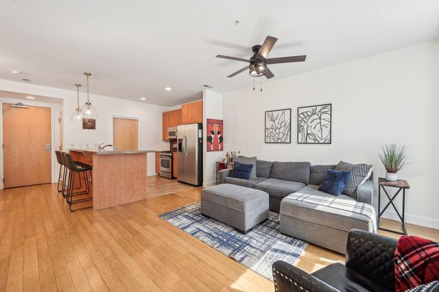 845 N High Street, 209, Columbus, OH 43215