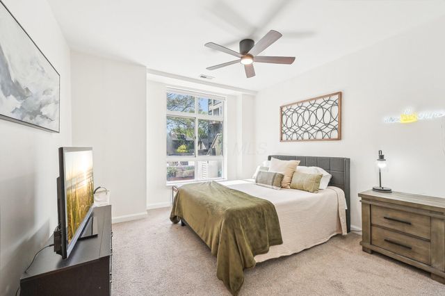 845 N High Street, 209, Columbus, OH 43215