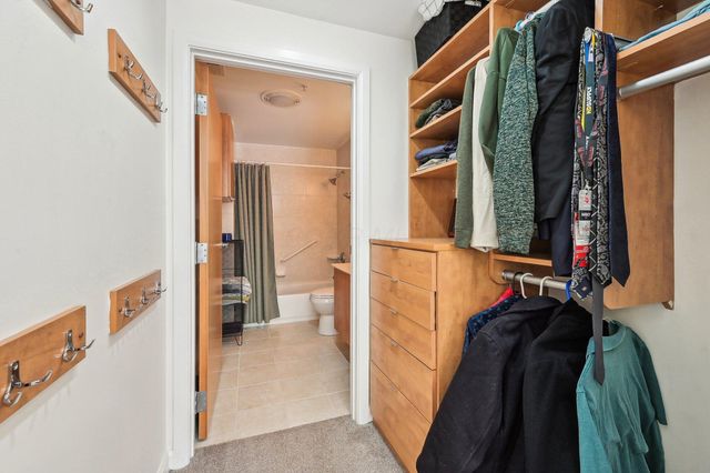 845 N High Street, 209, Columbus, OH 43215