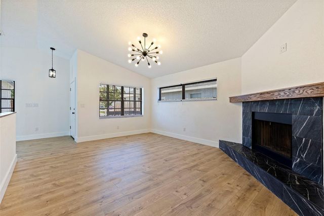 6401 69TH AVENUE N, Pinellas Park, FL 33781