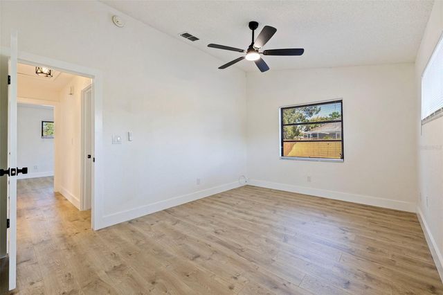 6401 69TH AVENUE N, Pinellas Park, FL 33781