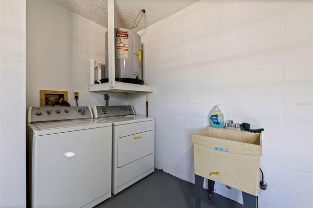 6401 69TH AVENUE N, Pinellas Park, FL 33781