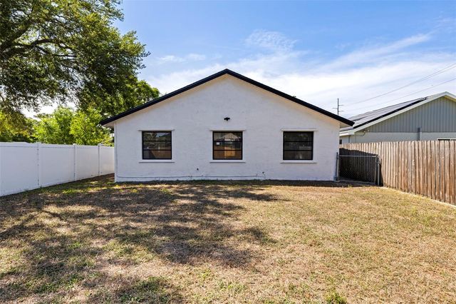 6401 69TH AVENUE N, Pinellas Park, FL 33781