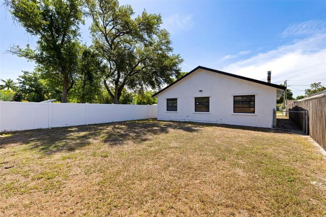 6401 69TH AVENUE N, Pinellas Park, FL 33781