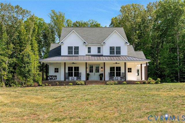 16481 Longview Farm Dr, Beaverdam, VA 23015