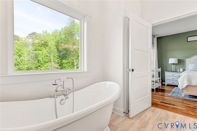 16481 Longview Farm Dr, Beaverdam, VA 23015