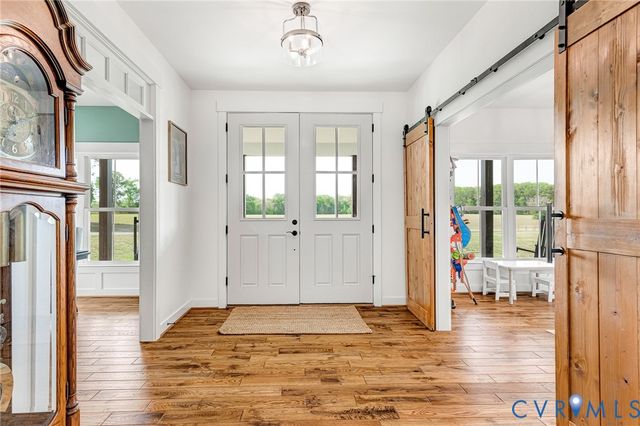 16481 Longview Farm Dr, Beaverdam, VA 23015