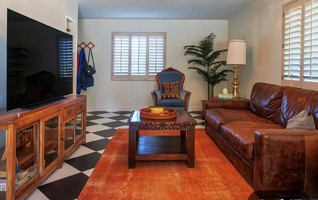 3547 E Meadowbrook Avenue, Phoenix, AZ 85018