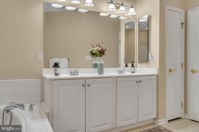 116 LANDIS WAY N, Wilmington, DE 19803