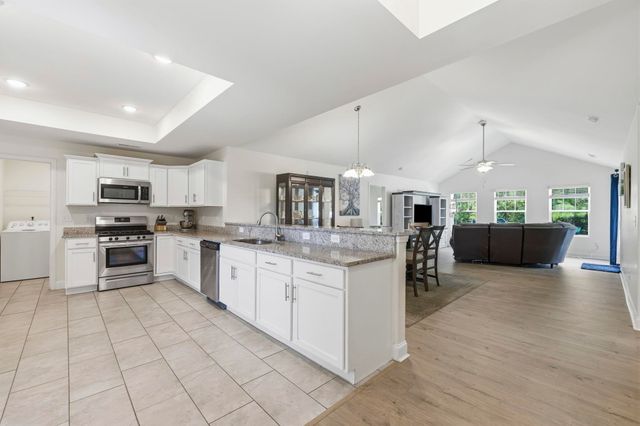 912 Cygnet Dr., Conway, SC 29526