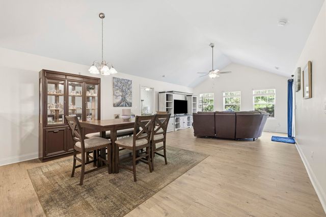 912 Cygnet Dr., Conway, SC 29526