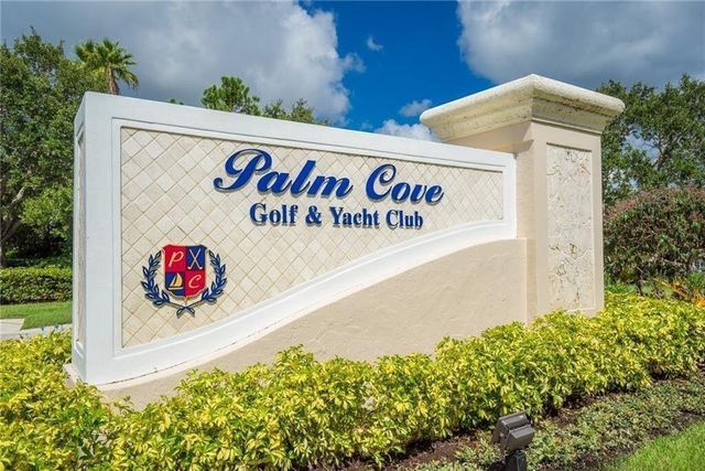 844 SW Pebble Lane, Palm City, FL 34990
