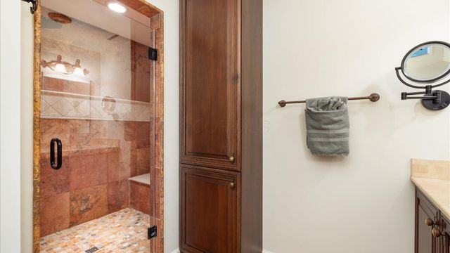 2615 York Road, Columbus, OH 43221