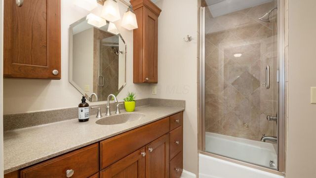 2615 York Road, Columbus, OH 43221