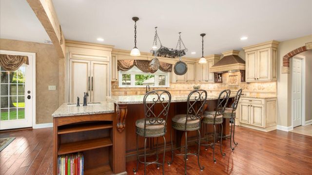 2615 York Road, Columbus, OH 43221