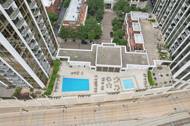 1335 S Prairie Avenue 2009, Chicago, IL 60605