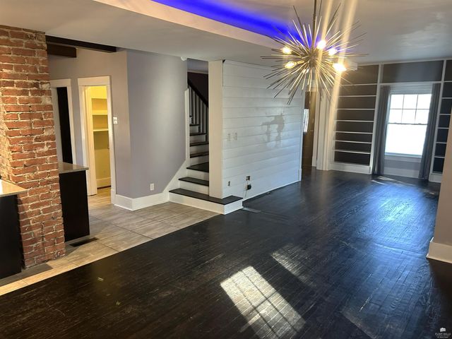 112 S Martin Luther King Jr Drive, Manhattan, KS 66502