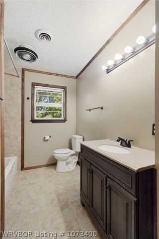 905 Canterbury Drive, Alma, AR 72921
