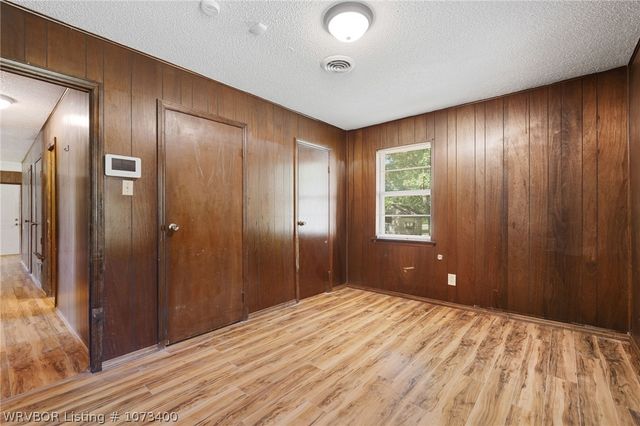 905 Canterbury Drive, Alma, AR 72921