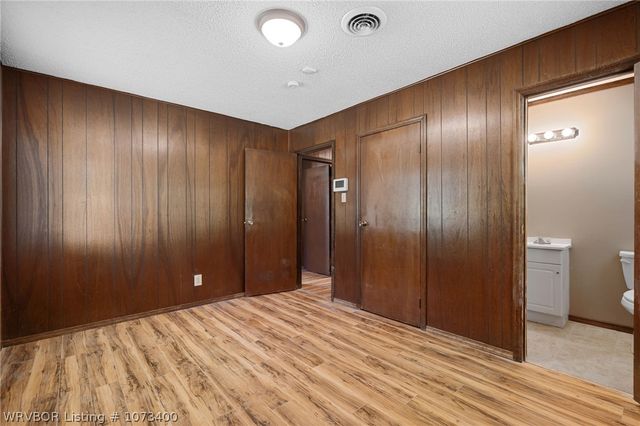 905 Canterbury Drive, Alma, AR 72921