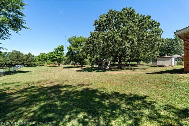 905 Canterbury Drive, Alma, AR 72921