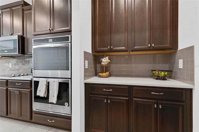 2436 VARENNA LOOP, Kissimmee, FL 34741