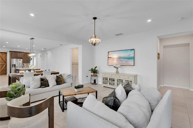 2436 VARENNA LOOP, Kissimmee, FL 34741