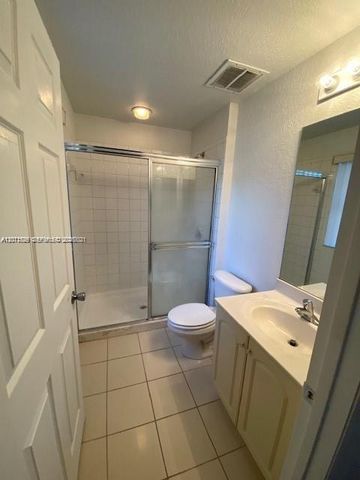 6055 SW 19th Court 6055, North Lauderdale, FL 33068
