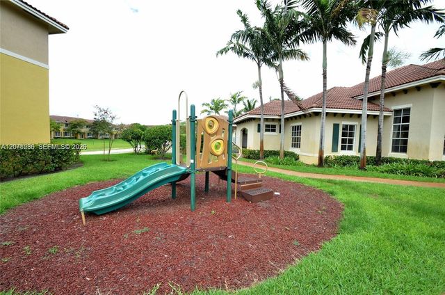 6055 SW 19th Court 6055, North Lauderdale, FL 33068