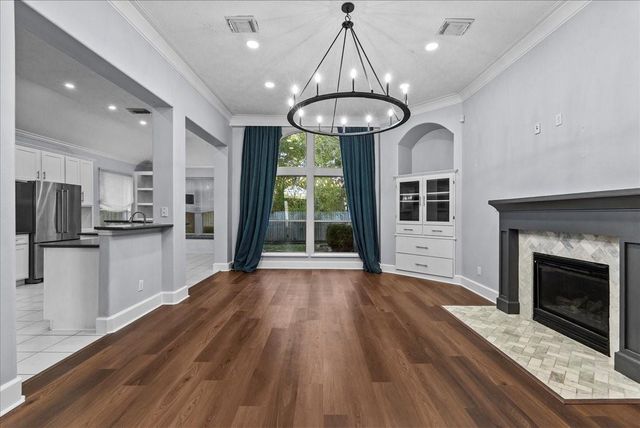 4529 Williamhurst Lane, League City, TX 77573