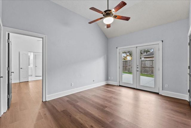 4529 Williamhurst Lane, League City, TX 77573